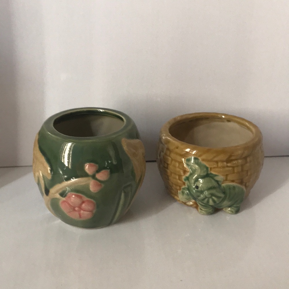 Lot of 2 cute planters